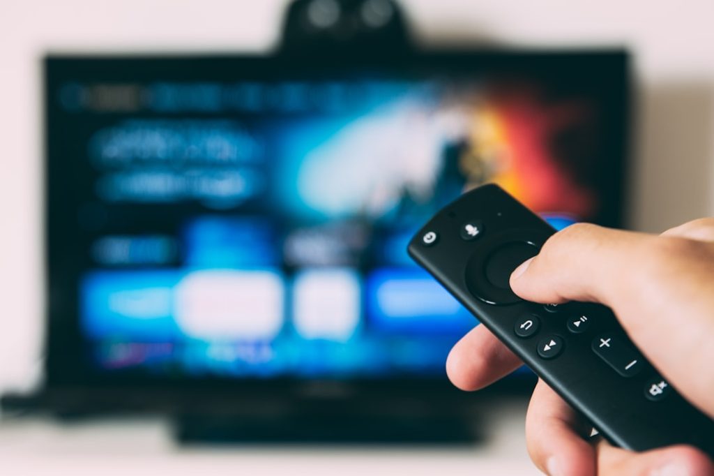 Yeni Nesil TV'ler: Hangi Teknolojiye Yatırım Yapmalı?